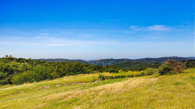 11215 Bonanza Way, Rough And Ready, CA 95975