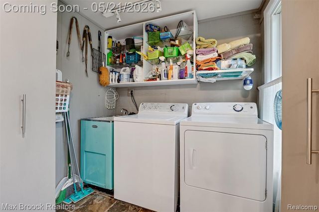 255 N Berkshire Road, Bloomfield Hills, MI 48302