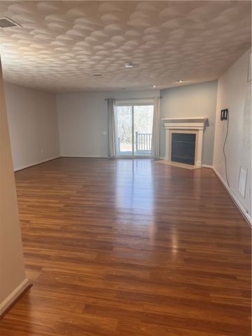 92 Trellis Drive 92, West Warwick, RI 02893