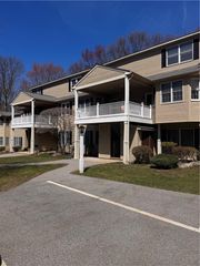 92 Trellis Drive 92, West Warwick, RI 02893
