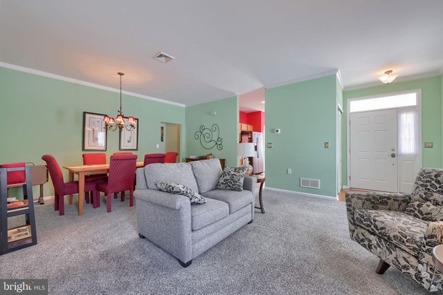 1828 BUCHERS ML, Lancaster, PA 17601