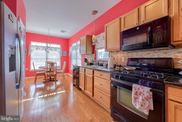 1828 BUCHERS ML, Lancaster, PA 17601