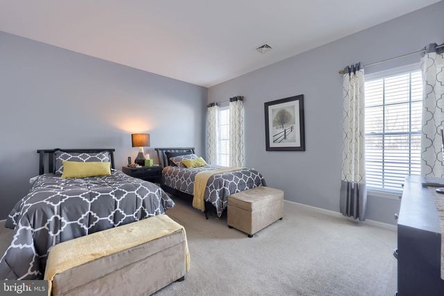 1828 BUCHERS ML, Lancaster, PA 17601