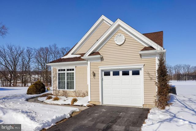 1828 BUCHERS ML, Lancaster, PA 17601