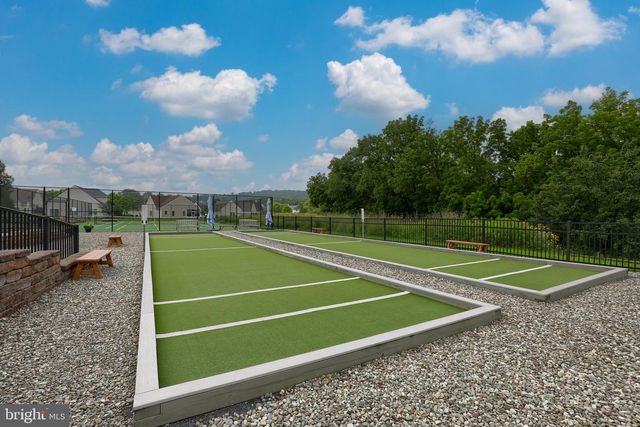 1828 BUCHERS ML, Lancaster, PA 17601