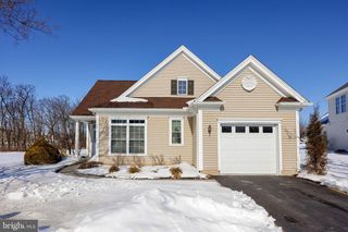 1828 BUCHERS ML, Lancaster, PA 17601