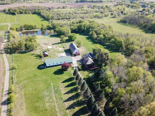 8752 Viking Blvd NW, Elk River, MN 55330