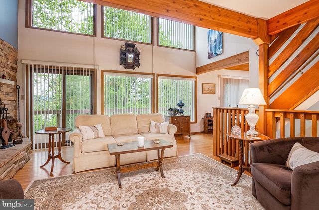 40 GOLFVIEW LN, Reading, PA 19606