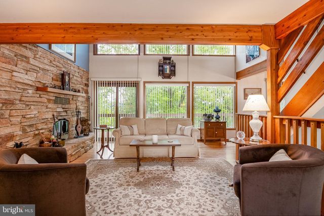 40 GOLFVIEW LN, Reading, PA 19606