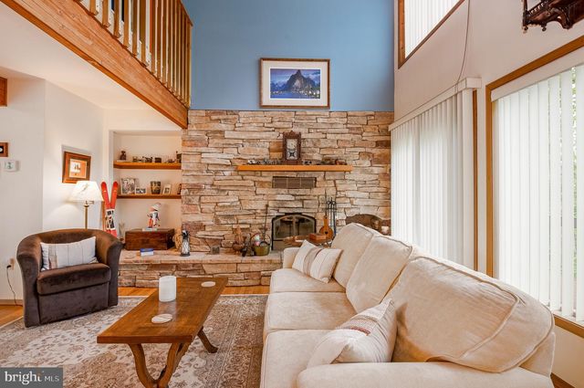 40 GOLFVIEW LN, Reading, PA 19606