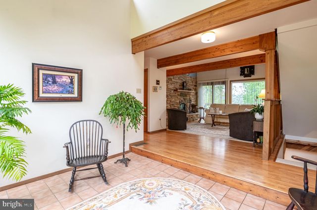 40 GOLFVIEW LN, Reading, PA 19606