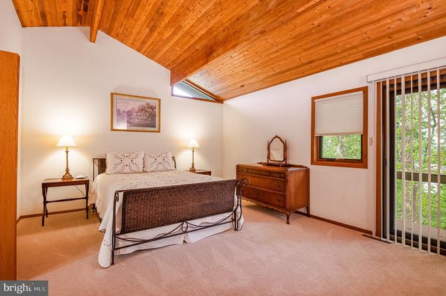 40 GOLFVIEW LN, Reading, PA 19606