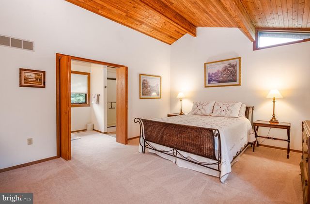 40 GOLFVIEW LN, Reading, PA 19606