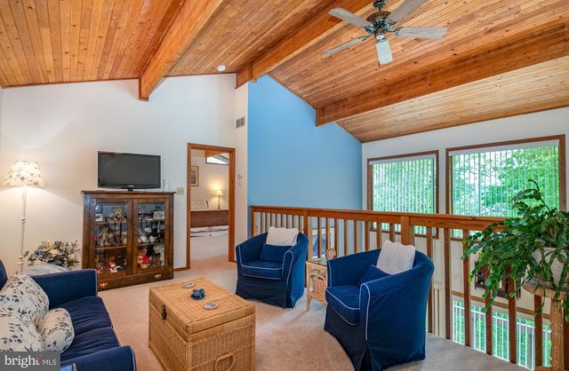 40 GOLFVIEW LN, Reading, PA 19606