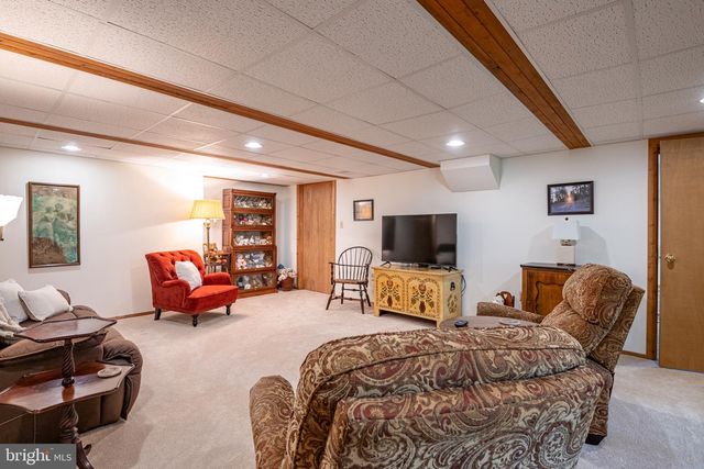 40 GOLFVIEW LN, Reading, PA 19606