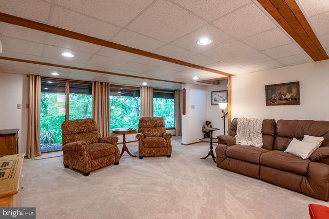 40 GOLFVIEW LN, Reading, PA 19606