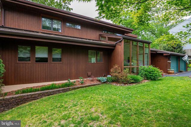 40 GOLFVIEW LN, Reading, PA 19606