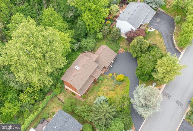 40 GOLFVIEW LN, Reading, PA 19606