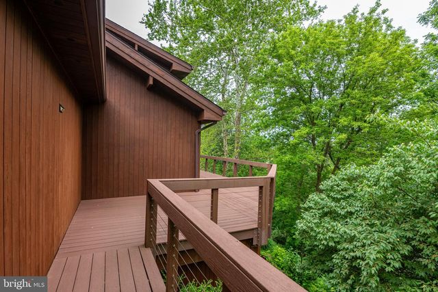 40 GOLFVIEW LN, Reading, PA 19606