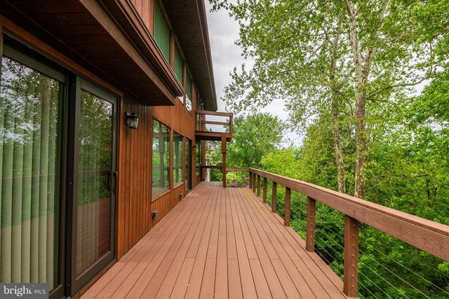 40 GOLFVIEW LN, Reading, PA 19606