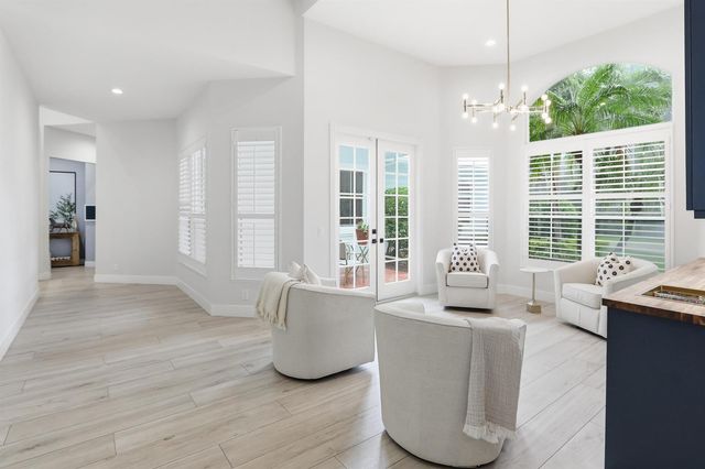 14737 Morgan Close, Wellington, FL 33414