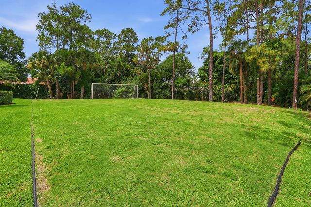 14737 Morgan Close, Wellington, FL 33414