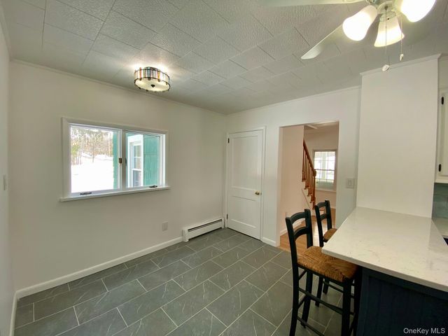 42 Amity Road, Warwick, NY 10990