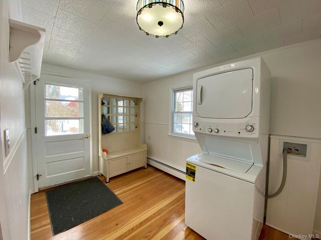 42 Amity Road, Warwick, NY 10990