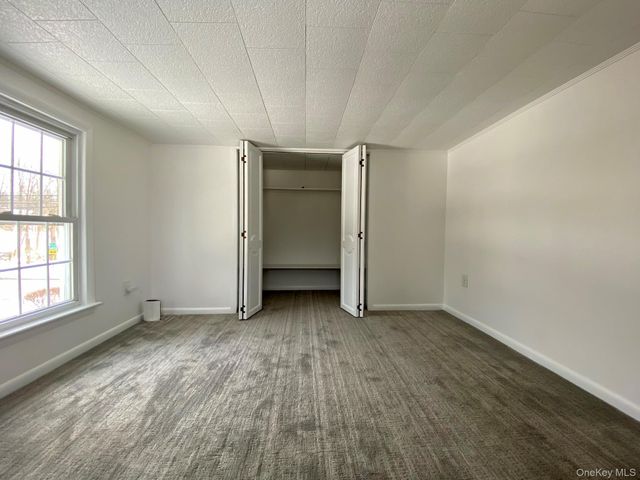 42 Amity Road, Warwick, NY 10990