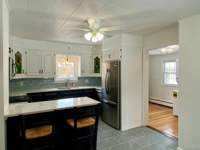 42 Amity Road, Warwick, NY 10990