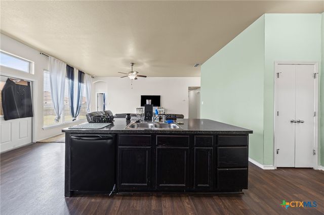 1123 Jamestown Drive, Temple, TX 76504