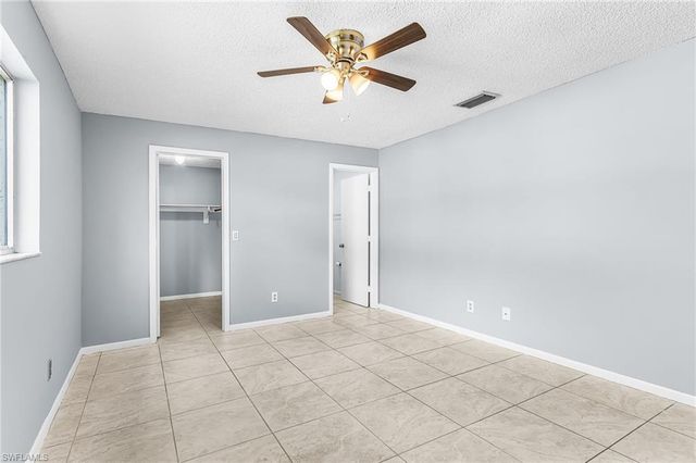 1435 SE 14th ST, Cape Coral, FL 33990