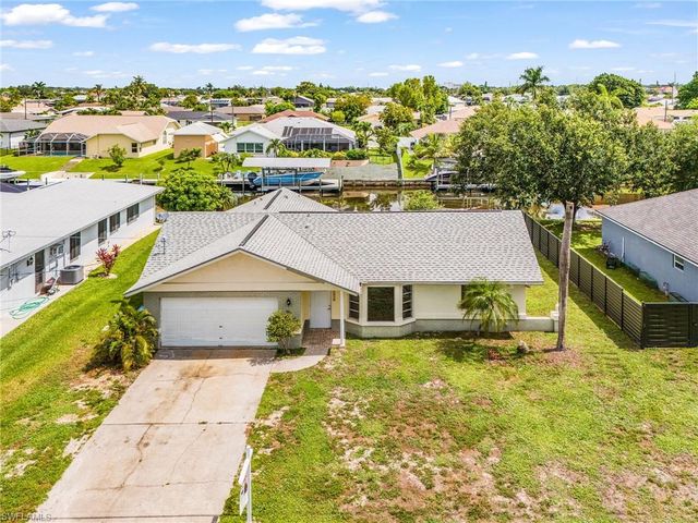 1435 SE 14th ST, Cape Coral, FL 33990
