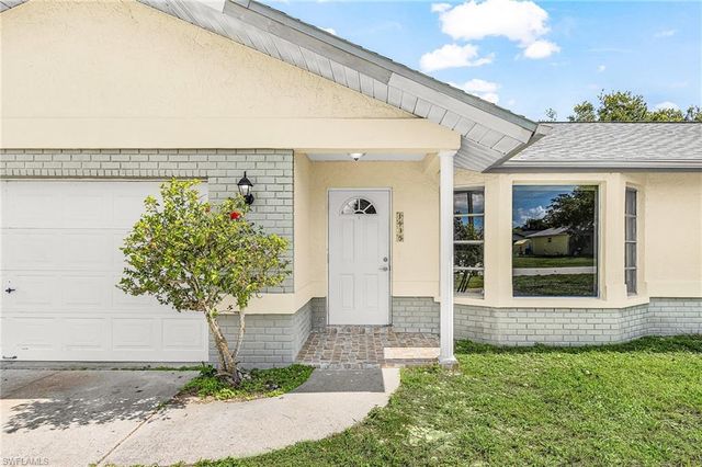 1435 SE 14th ST, Cape Coral, FL 33990