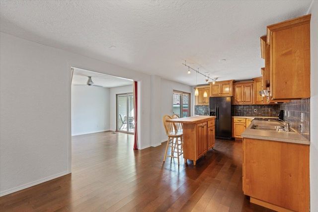 1316 E 56th Ave, Spokane, WA 99223