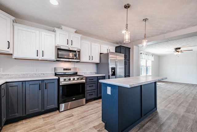 71 Diamondback Drive, Rochester, NH 03868