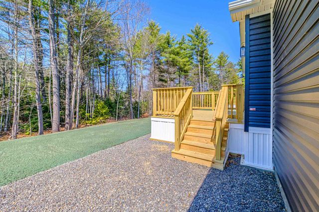 71 Diamondback Drive, Rochester, NH 03868