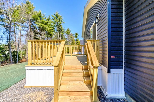 71 Diamondback Drive, Rochester, NH 03868