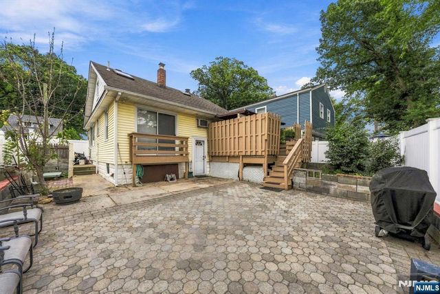 3 Seminole Avenue, Dumont, NJ 07628