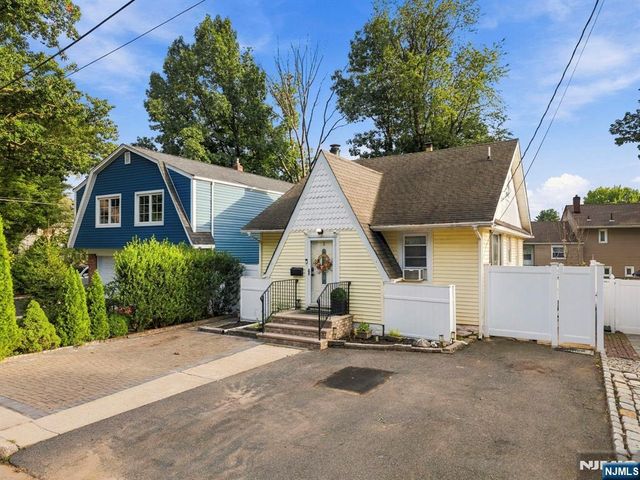 3 Seminole Avenue, Dumont, NJ 07628