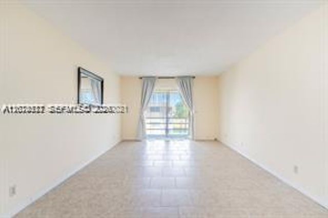 4750 NW 10th Court 308, Plantation, FL 33313