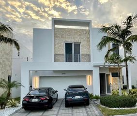 6846 NW 103rd Ave 6846, Doral, FL 33178