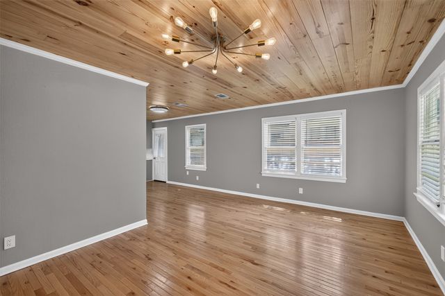1401 Glen Oak Place, Shreveport, LA 71103
