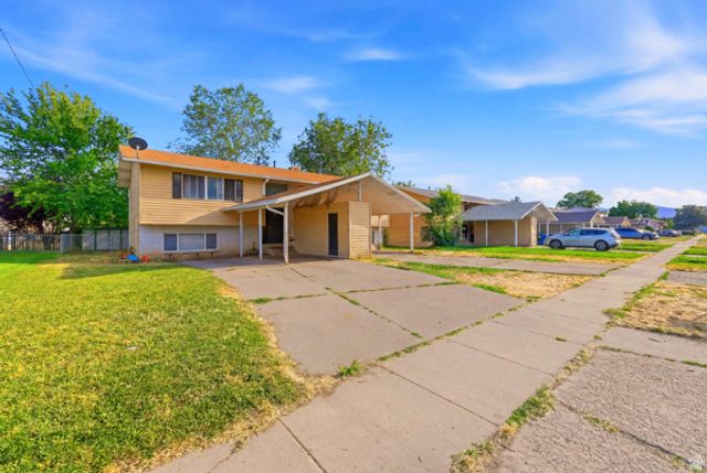 1903 W HYANNIS AVE, West Valley City, UT 84119