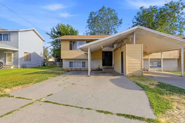 1903 W HYANNIS AVE, West Valley City, UT 84119
