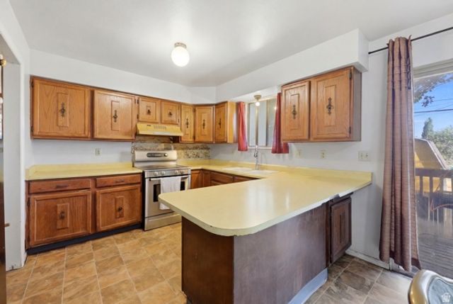 1903 W HYANNIS AVE, West Valley City, UT 84119