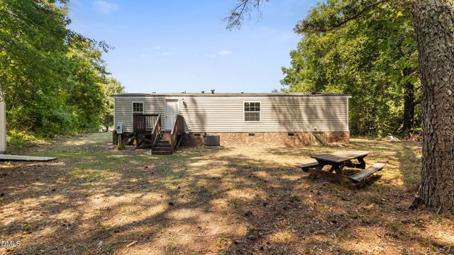 1429 Country Pond Lane, Willow Springs, NC 27592
