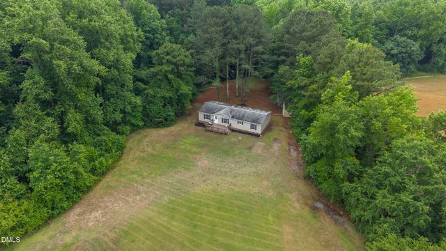1429 Country Pond Lane, Willow Springs, NC 27592