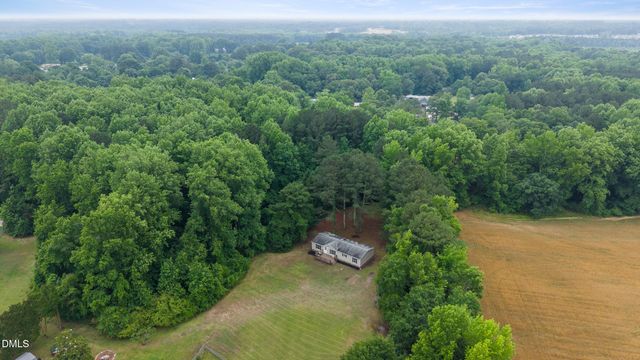 1429 Country Pond Lane, Willow Springs, NC 27592