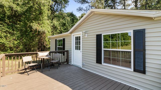 1429 Country Pond Lane, Willow Springs, NC 27592